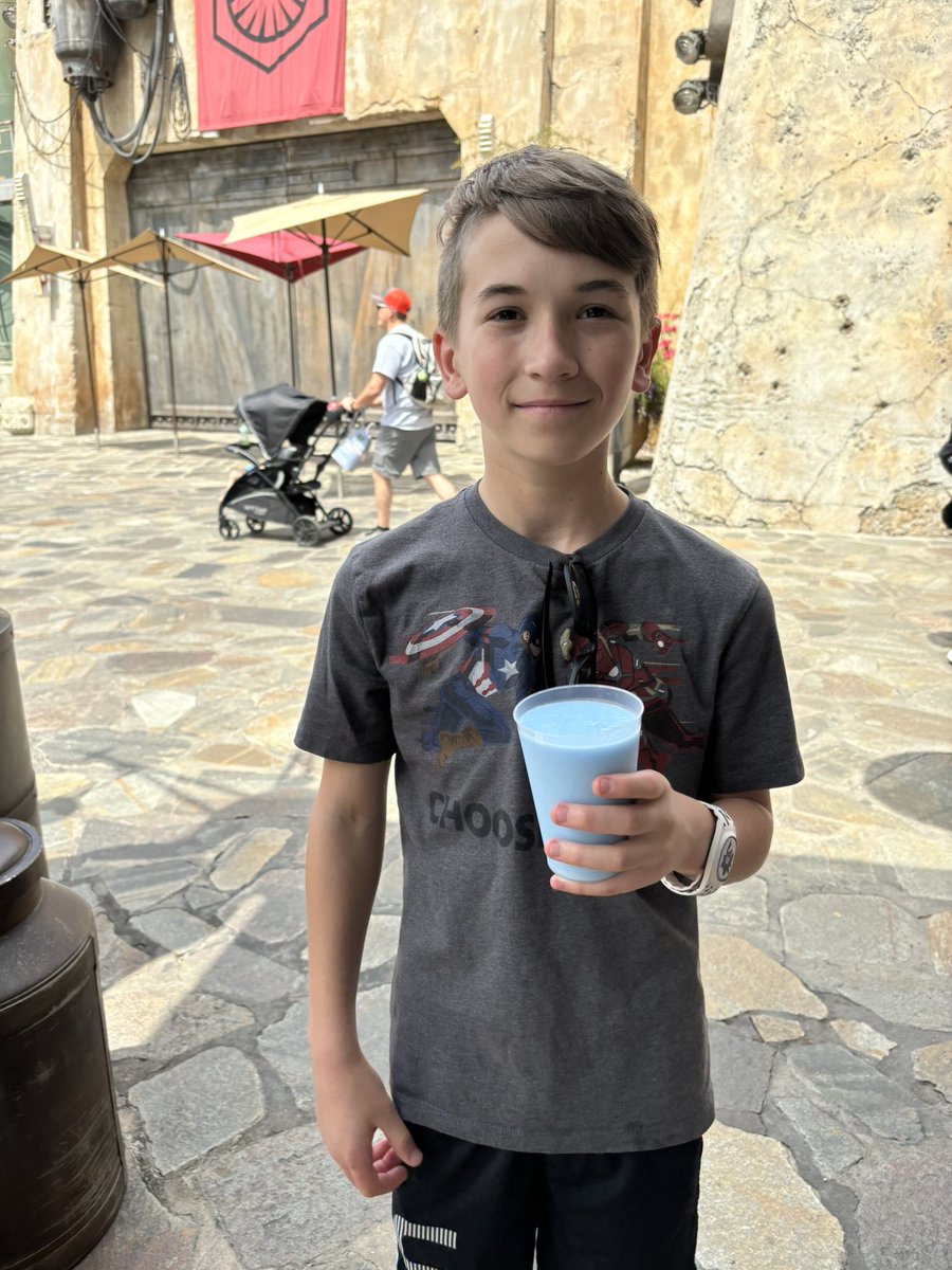 THIRTEEN!!!! 🤩🤩🤩
Lucas, I apologize for all the sarcasm I have passed down to you.  Luckily, you have a huge heart.  Happy birthday, buddy!