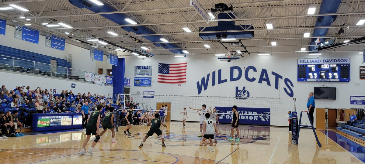 Early on in the regional semi-final, your CATS are up on the Celtics from Jerome HS 8-4.   Keep it up,boys!   #GoCATS