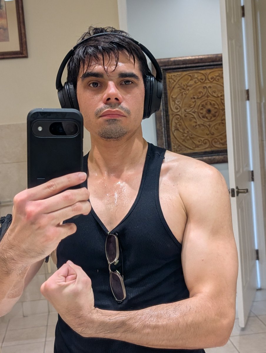 Is this what they call posting a thirst trap??