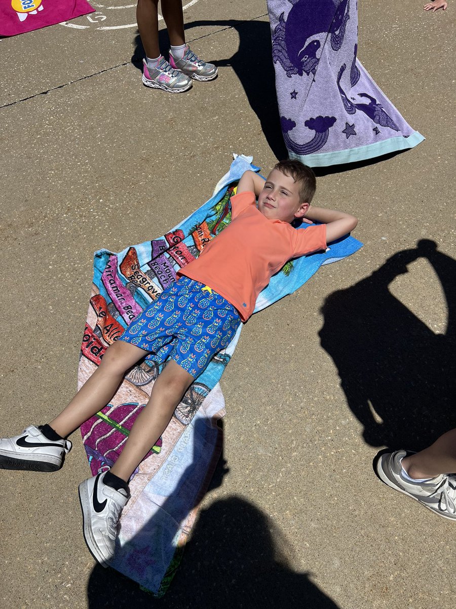 Ms. Thies' KDG Class (@scethies) on Twitter photo Water Day was a blast! So many giggles, smiles, and memories made! Huge shoutout to <a href="/SCEMcKinley/">Mrs. McKinley's Readers</a> & Mrs. Lowder for all the planning and preparation to make this event a success! #SCEsoars Water Day was a blast! So many giggles, smiles, and memories made! Huge shoutout to <a href="/SCEMcKinley/">Mrs. McKinley's Readers</a> & Mrs. Lowder for all the planning and preparation to make this event a success! #SCEsoars