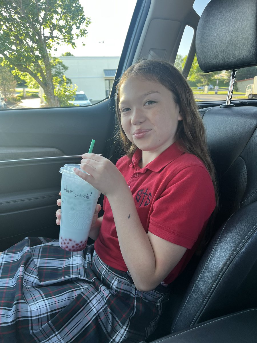 Angie Sharp tweet media