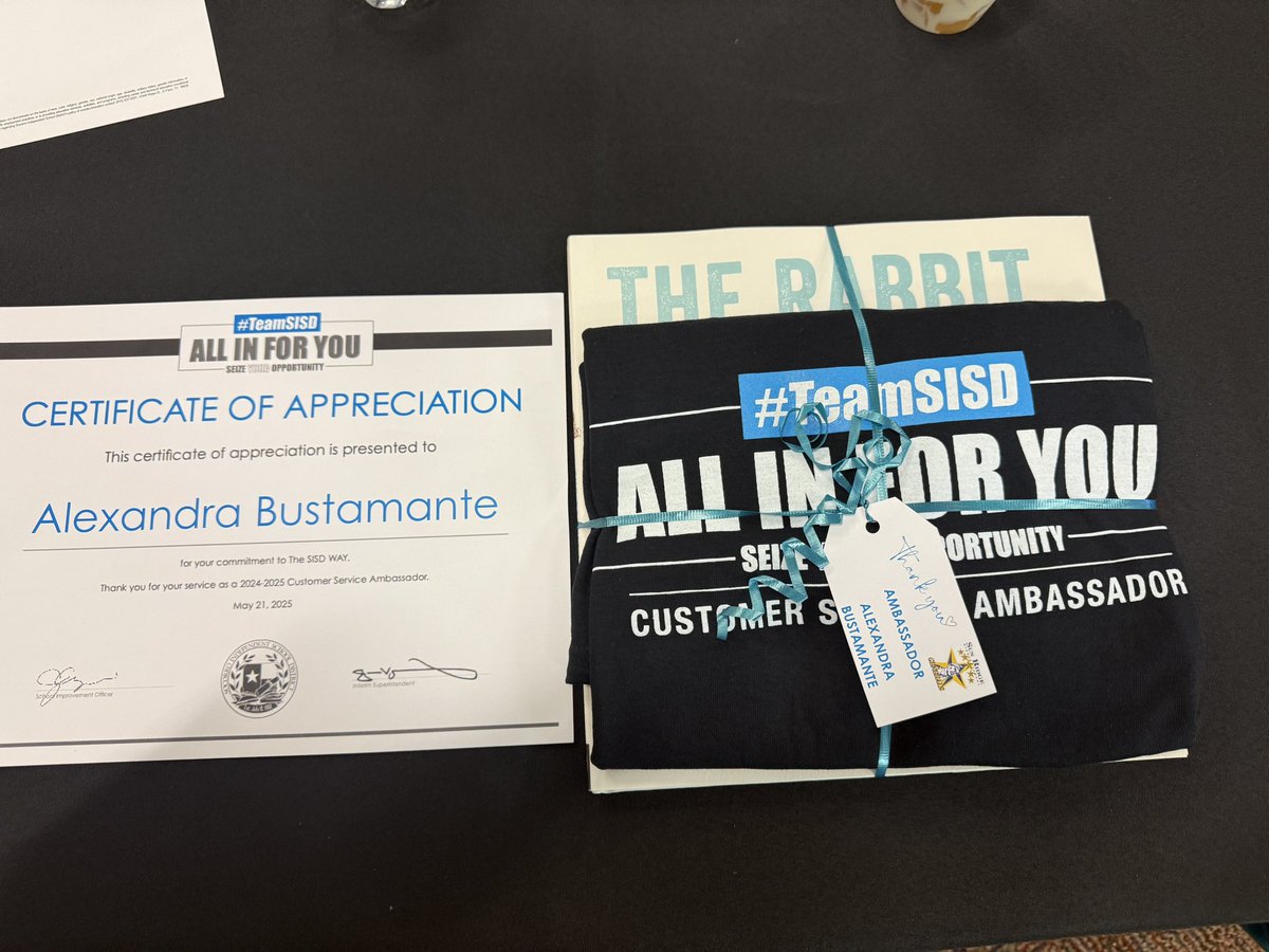 Alexandra Bustamante ✨ (@bustamante_srms) on Twitter photo The privilege given to have served as an ambassador for SISD has truly been amazing. I cannot wait to see what next year has in store for us! 💙 Thank you so much to <a href="/JEksaengsri_CI/">Jina Eksaengsri</a> for entrusting us with this honor! #SISDWAY #AllIn The privilege given to have served as an ambassador for SISD has truly been amazing. I cannot wait to see what next year has in store for us! 💙 Thank you so much to <a href="/JEksaengsri_CI/">Jina Eksaengsri</a> for entrusting us with this honor! #SISDWAY #AllIn