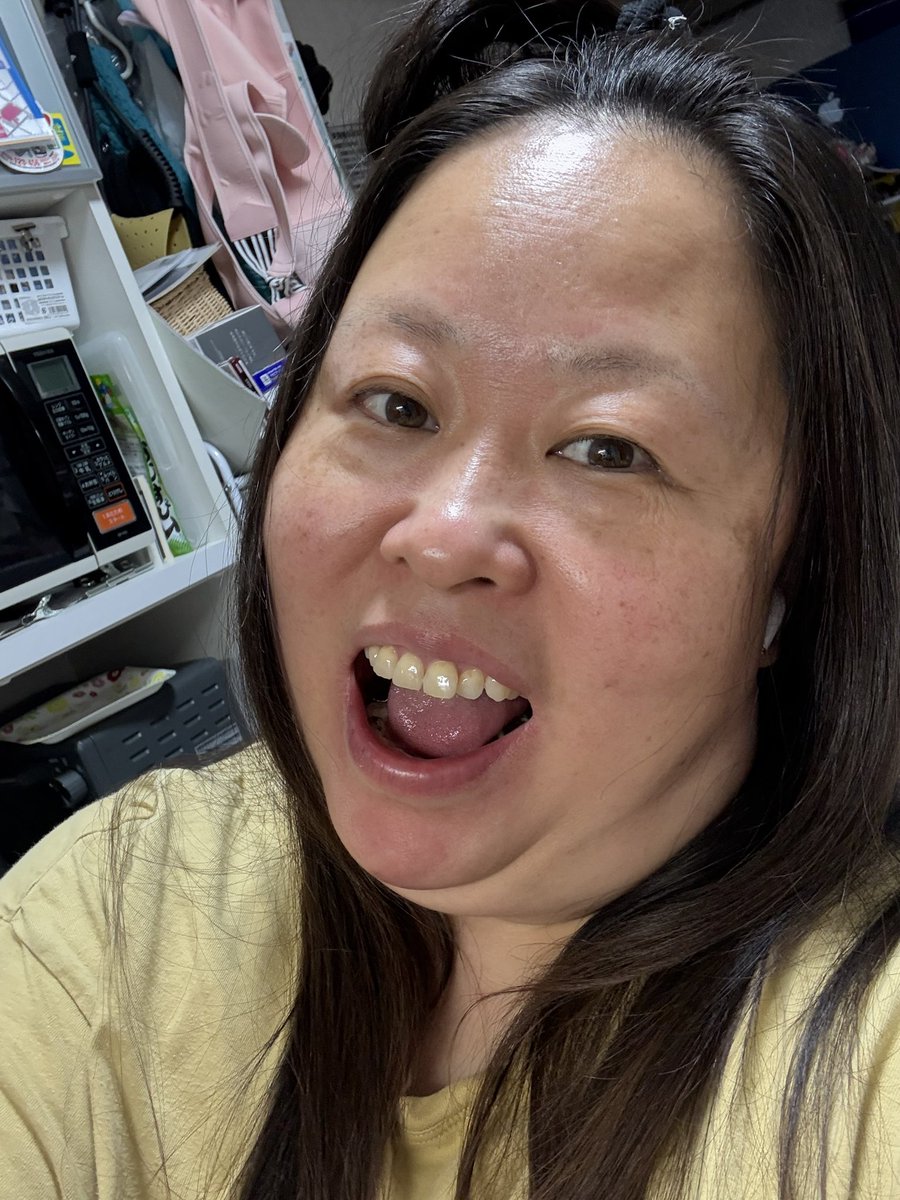 Claire29392's tweet photo. おはようございます😃☀！
お礼もう少しお待ちください🙏🏻😢✨
彼が🇺🇸いる時とある外資系店舗で
私の車のタイヤ🛞を聞いてくれたのだけど留学していた定員さんで英語で、
話してくれたのだけどフェラーリのタイヤのフェラーリの発音が聞こえなくて彼に、なんて言った？！
っと聞いたらフェラーリ(英語発音)❣️
が分かったので、私はリスニングが
得意なのだと！！ずっと英語で説明してくださった定員さん✨😀
私に対しても、混乱😵‍💫していたのか　
ずっと英語で説明していました😆🙏🏻✨ご親切な対応ありがとうございます
マンションのエレベーター🛗リニューアルと両親の老人ホーム入居期間✨あと車検もあるので、暫くお礼遅れます。
本当にいつもありがとうございます😊
エレベーター🛗は1ヶ月2基で止まります😵‍💫！
その間にもう少し勉強しておきます。
文法😊✨
医療英語分かるクレアより❣️
素敵😀💓な1日を〜￼✨