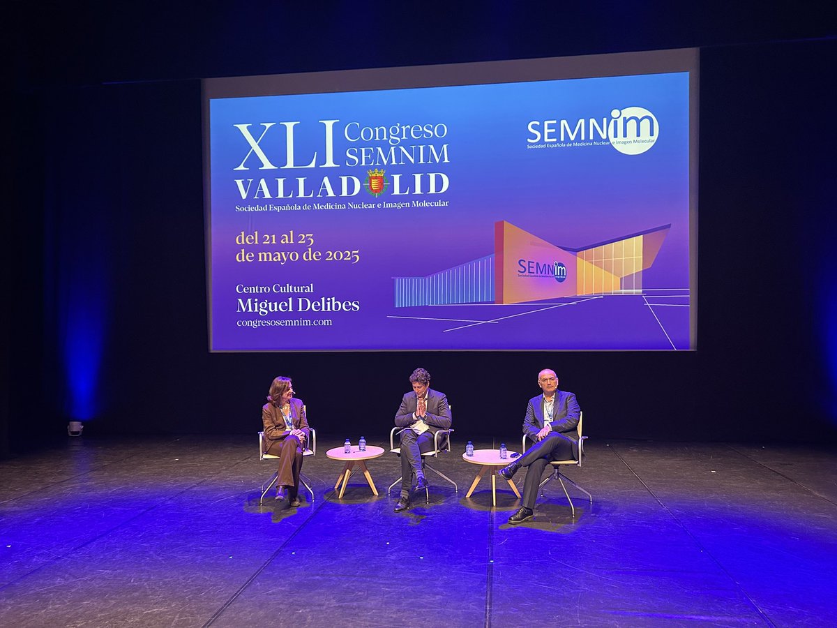 DrJaVallejo's tweet photo. Primer día en #CongresoSEMNIM2025. Excelente presentación de Dra Ana Benítez sobre la experiencia en radioembolización hepatica en @HUReinaSofia. Un ejemplo de trabajo multidisciplinar!!! @SEMNIMoficial @IMIBIC https://t.co/qaGrXxEFxB