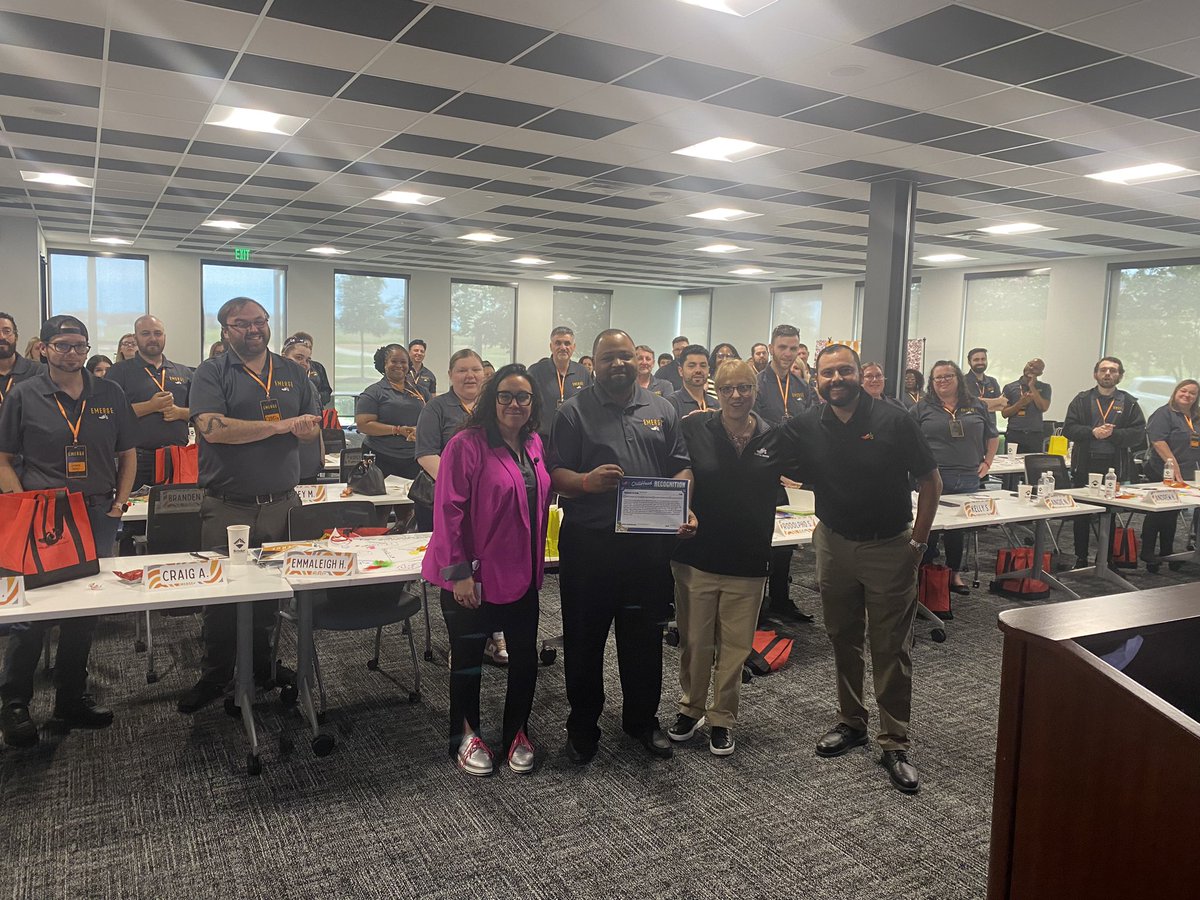 Way to go Chris!! CHR given by our Elevate DO Sponsor Maria P! 👏🥳🌶️🫶
#ChilisEmerge