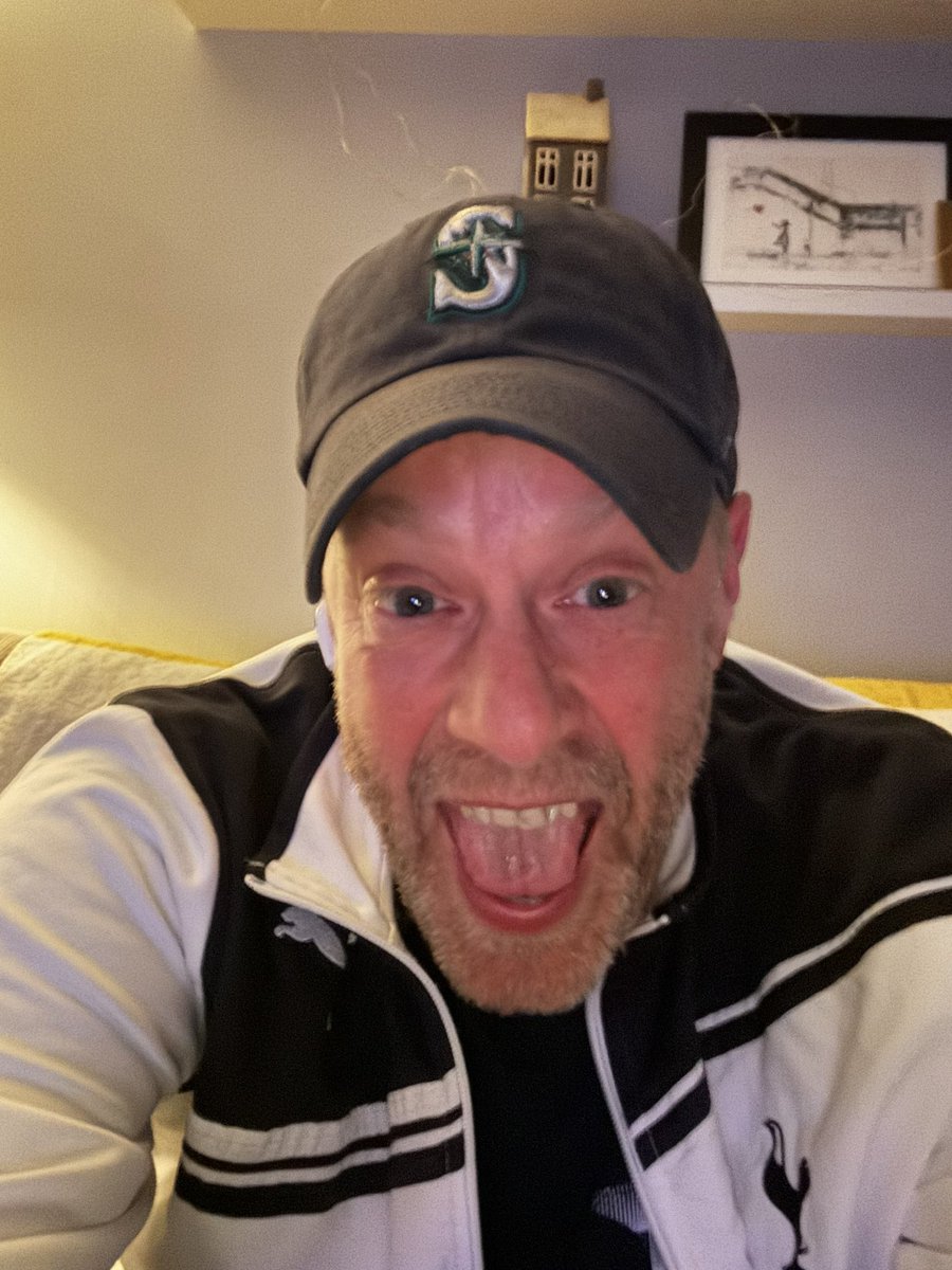 The SWIMCUBE tweet media