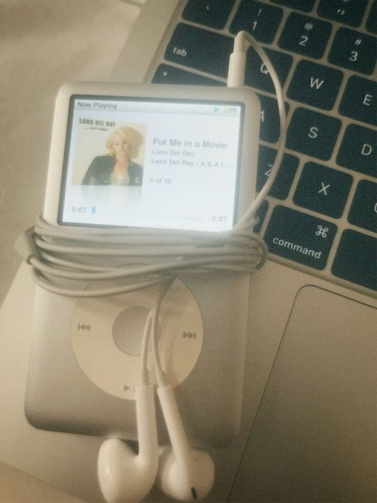 ໊ (@lanaphoria) on Twitter photo 