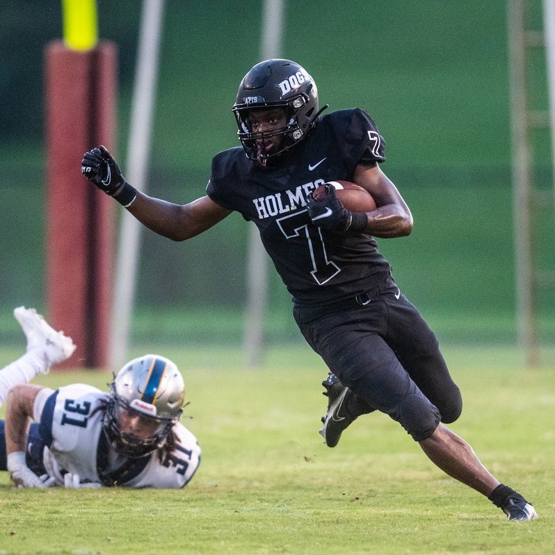 #AGTG After a great conversation with <a href="/CoachWelch_/">Derek Welch</a> I am blessed to receive an offer from <a href="/HolmesccFB/">Holmes Football</a> 

<a href="/CoachKLacey/">Coach Kendall Lacey</a> <a href="/jarereimonenq/">Jarius Reimonenq</a> <a href="/CoachAGibbs/">Coach A. Gibbs</a> <a href="/CJ_AndersonJr/">C.J. Anderson</a> <a href="/tv2p/">Tony Vance</a> <a href="/CoachLongmire88/">Coach Longmire</a> <a href="/EricGray85/">Ed. S. Eric Gray</a> <a href="/CoachTylerHobbs/">Tyler Hobbs</a> <a href="/MarcusThornton/">Marcus Thornton</a> <a href="/BurgBuiltFB/">Hattiesburg High School Football</a>