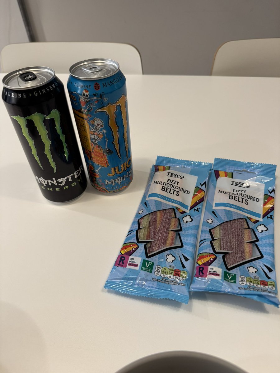 Autumn 💜 tweet media