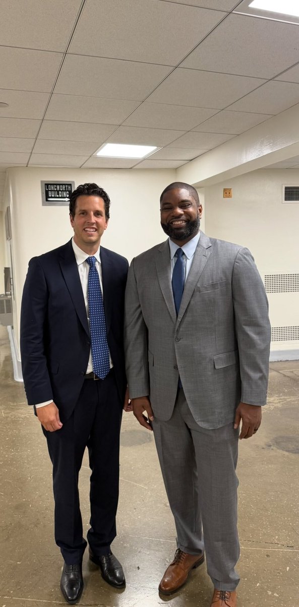 Nate Holiday (@holiday_nate) on Twitter photo Spent the day at the US Capitol discussing how America can continue to lead the world in AI, blockchain and crypto. Thanks <a href="/ByronDonalds/">Byron Donalds</a> for taking the time to discuss the benefits of Verifiable Databases and what we are working on at <a href="/SpaceandTimeDB/">Space and Time</a>. Made in America 🇺🇸 Spent the day at the US Capitol discussing how America can continue to lead the world in AI, blockchain and crypto. Thanks <a href="/ByronDonalds/">Byron Donalds</a> for taking the time to discuss the benefits of Verifiable Databases and what we are working on at <a href="/SpaceandTimeDB/">Space and Time</a>. Made in America 🇺🇸