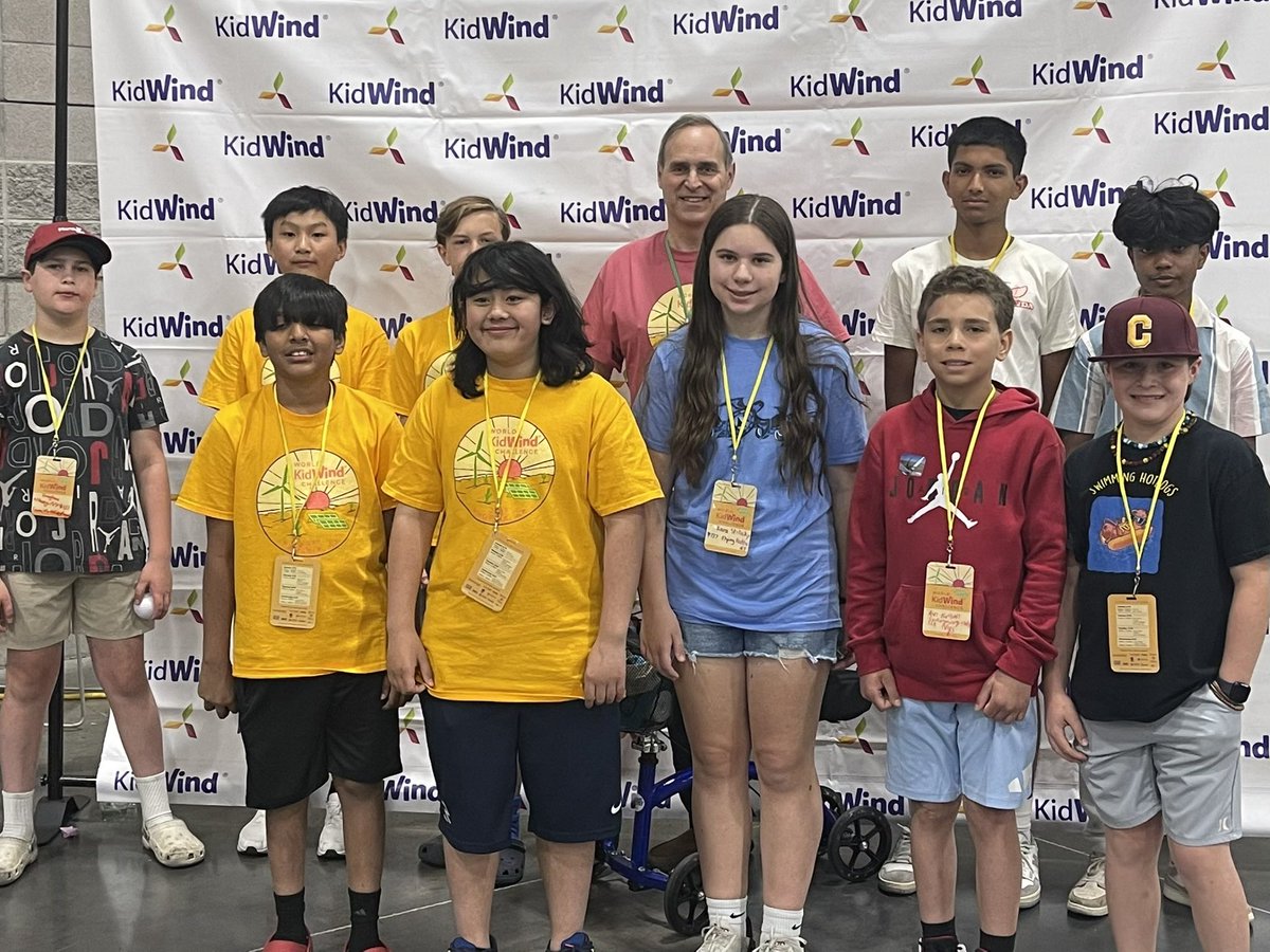 MrSTEMBrown's tweet image. Congratulations to 4 South Colonie teams who competed in 2025 World KidWind Challenge in Phoenix &amp;amp; the 2 Dominators who took HS Worlds Wind Champion award &amp;amp; the Flying Pickles who took MS Worlds Wind Champion award!  #WKWC25 @kidwind_project @csd_south #STEM #kidwindchallenge