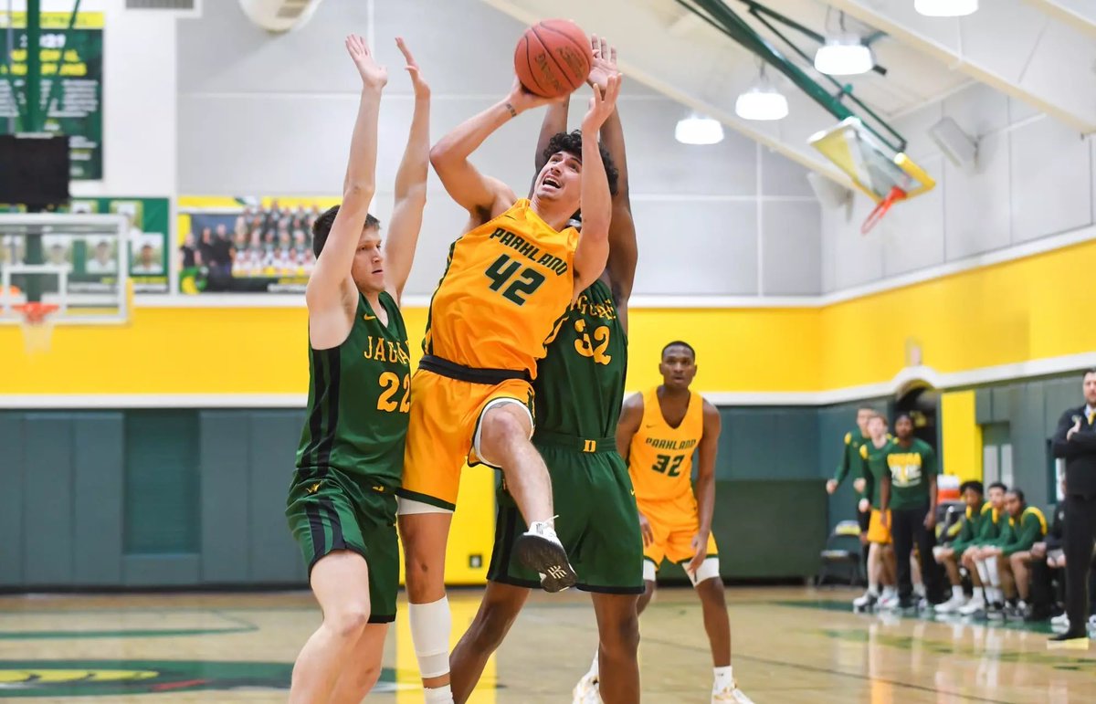 After a visit and conversation with Coach Daly, I am extremely blessed the receive a full-ride offer from Parkland University! 💚💛