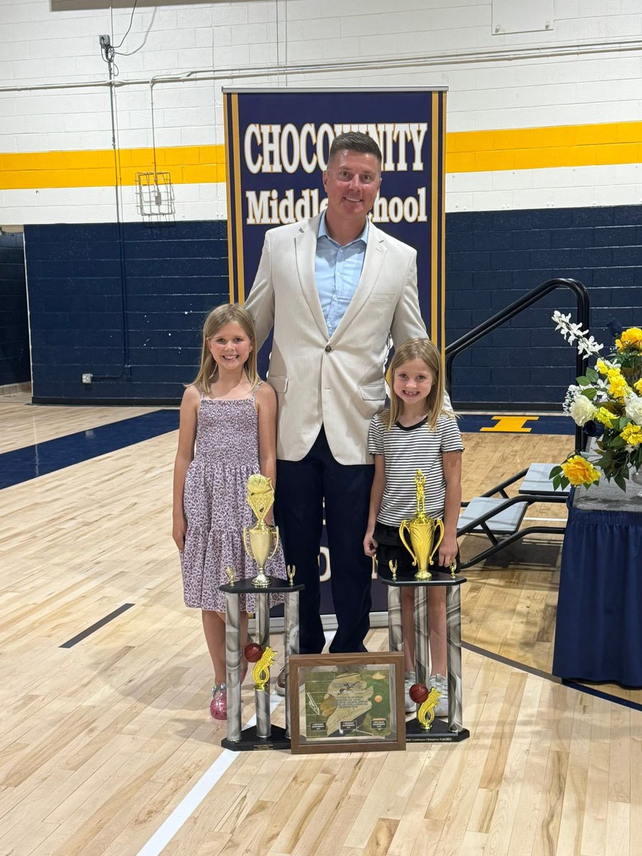 Congratulations to Coach Swain who was recognized at our Athletic Award’s Ceremony last night for 10 years as a multi-sport coach with multiple winning records, championships and hundreds of athletes he has impacted over the years. 
Congratulations!