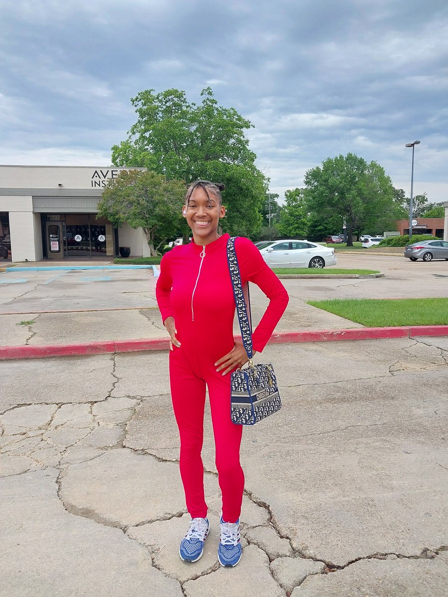 BlessedK23's tweet photo. A Rebirth Has Happened #explorepage #blackqueen #naturalbeauty #naturalhair #healing #glowing #Chosen #wifeymaterial #healing #fineass #letstrythisagain #wow #narcissisticabusesurvivor #earthangel #ripgeemoney❤️🙏 https://t.co/NLo41nA0G4