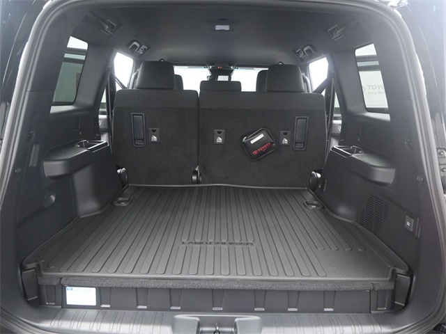 🚙 Experience luxury reimagined with the all-new 2025 Toyota Land Cruiser, in stock now at Tuscaloosa Toyota!

📍3325 Skyland Blvd E, Tuscaloosa, AL 35405
📞(205) 553-3325
🖥 birdeye.cx/j20hm7