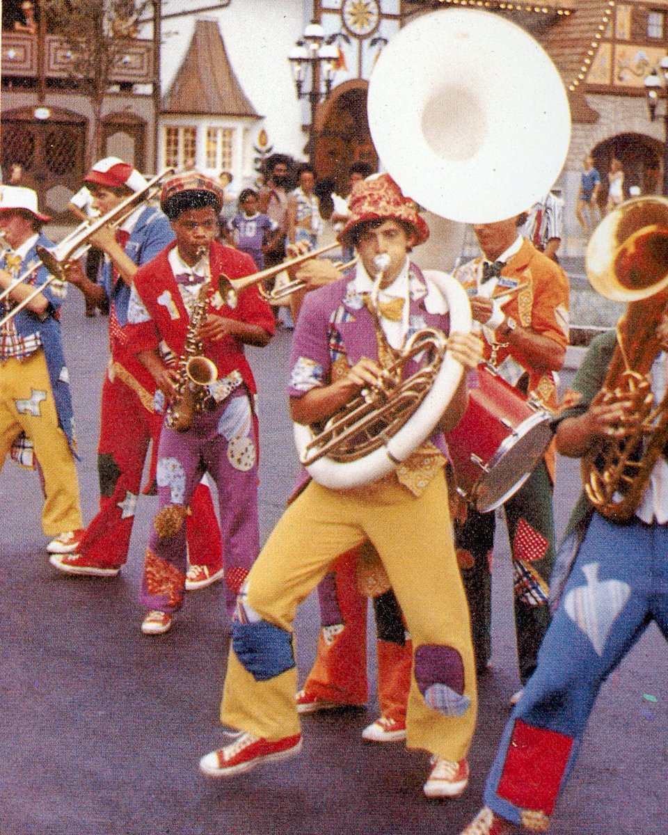 Get ready for the rambunctious return of the #KingsDominion Clown Band this Saturday, kicking off A Golden Summerbration! Nothing but laughs, music, and pure wacky fun. 🤡🎺🎼 Do you have a favorite memory of their performances? #Clowns #Band #Instruments