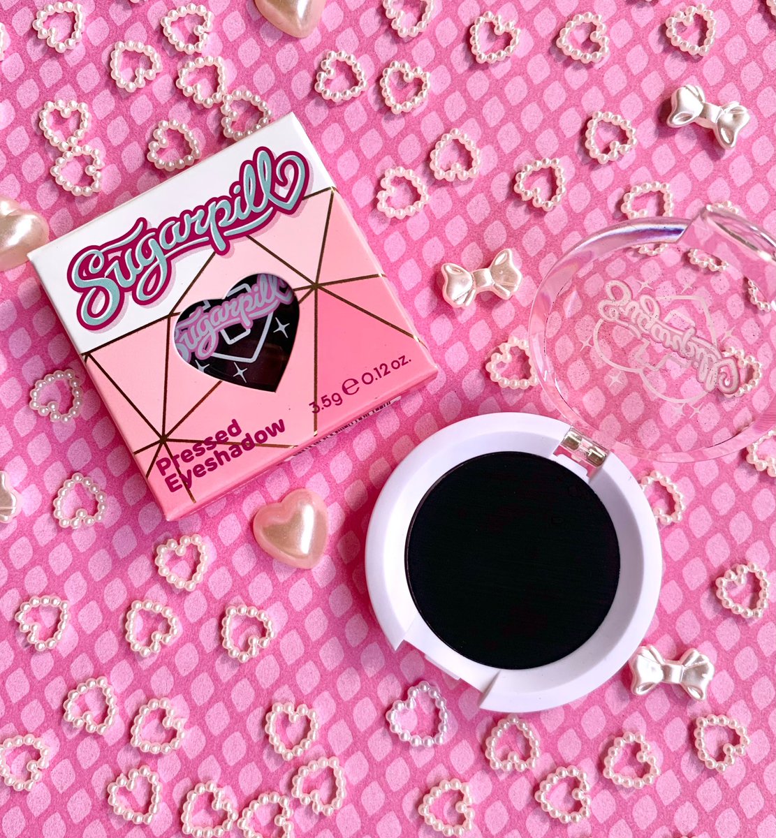 We couldn’t leave Bulletproof alone, so we made her even more…bulletproof! You all raved about the blacker-than-black formula upgrade, but we couldn’t stop at perfection. 🤭 So we made her more shatter resistant—cuz the drama belongs on your eyes, not all over your makeup bag!