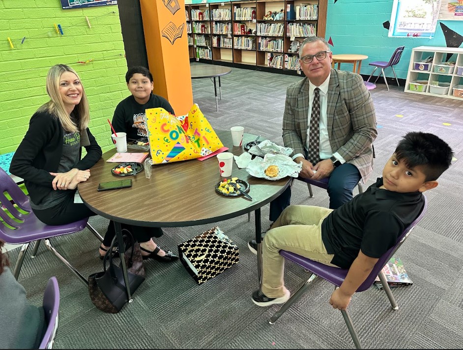 Benton Heights ESA (@bentonheightses) on Twitter photo We loved celebrating our volunteers and their reading buddies this morning at our end of year breakfast. Thank you for spending time helping us learn and grow this year! Interested in joining us next year? Email amanda.stinchcomb@ucps.k12.nc.us <a href="/AGHoulihan/">Andrew G. Houlihan</a> <a href="/UCPSNC/">Union County Public Schools</a> <a href="/aestinch/">Amanda Stinchcomb</a> We loved celebrating our volunteers and their reading buddies this morning at our end of year breakfast. Thank you for spending time helping us learn and grow this year! Interested in joining us next year? Email amanda.stinchcomb@ucps.k12.nc.us <a href="/AGHoulihan/">Andrew G. Houlihan</a> <a href="/UCPSNC/">Union County Public Schools</a> <a href="/aestinch/">Amanda Stinchcomb</a>