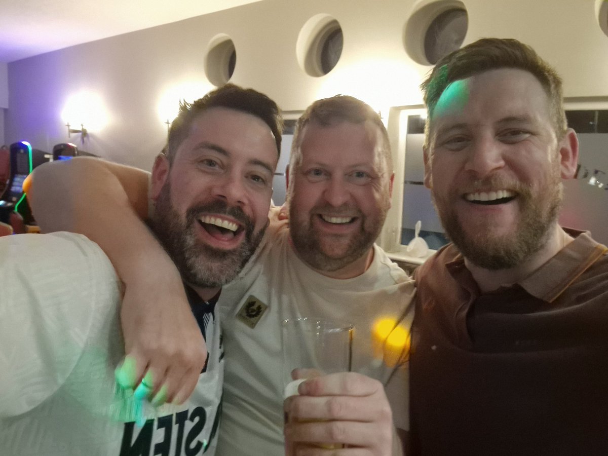priddy86uk's tweet photo. Me and the one like @JDuzza10 knew it all along!!! Let's have it! COYS https://t.co/iLEhLQXvE5