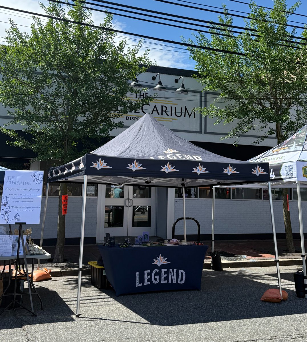 Sure, we love to see #Legend in the wild. But we also like hear where you all find us! Comment your disp* below! ⏬ #WhereDoYouGetYourLegend