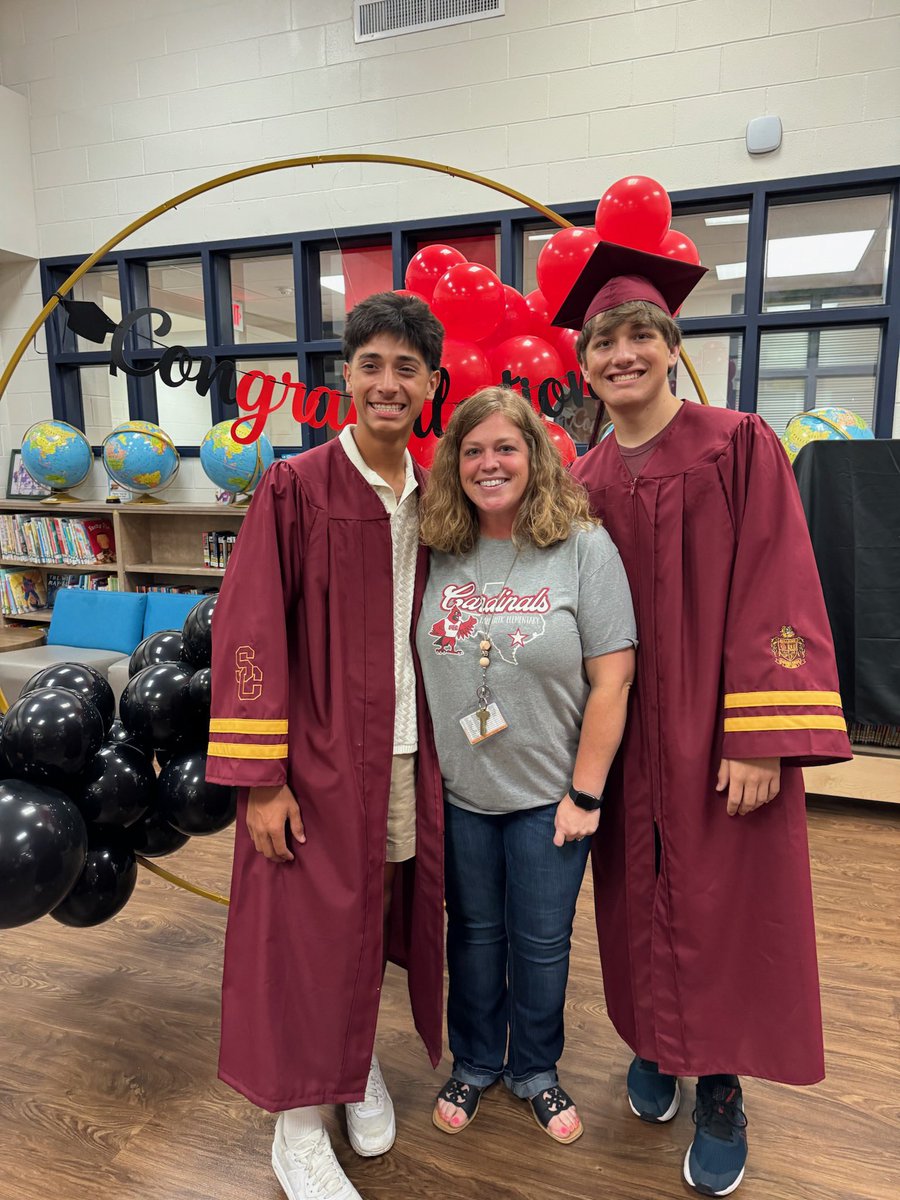 Chalice Smith (@smithcfce) on Twitter photo So beyond proud of these kiddos!! So lucky that I could be apart of their journeys way back in third grade!! #onceacardinalalwaysacardinal #Cardinalpride <a href="/HumbleISD_FCE/">Fall Creek Elem</a> So beyond proud of these kiddos!! So lucky that I could be apart of their journeys way back in third grade!! #onceacardinalalwaysacardinal #Cardinalpride <a href="/HumbleISD_FCE/">Fall Creek Elem</a>