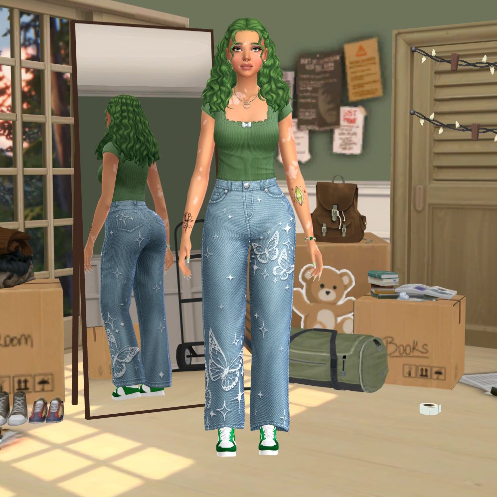CorruptedSiren's tweet photo. Oh hey, long time no see. Allow me to show my very cute founder sim for the Very Veggie Legacy challenge. Meet Rosemary 💚#Sims4 #VeryVeggieLegacyChallenge #ShesSoCute https://t.co/sH4xIrKSi7
