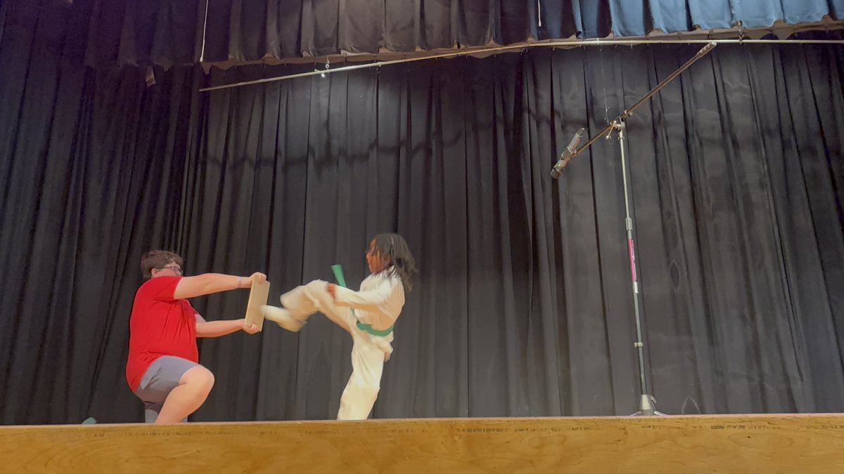 Jennifer Paxson Prass Elementary Principal (@prasspaxson) on Twitter photo Got talent? Prass 5the grade students do! They showed courage and creativity during talent show performances! <a href="/KetteringSchls/">KetteringSchools</a> ๐๐ผ๐ซถ๐ป๐คโบ๏ธ Got talent? Prass 5the grade students do! They showed courage and creativity during talent show performances! <a href="/KetteringSchls/">KetteringSchools</a> ๐๐ผ๐ซถ๐ป๐คโบ๏ธ