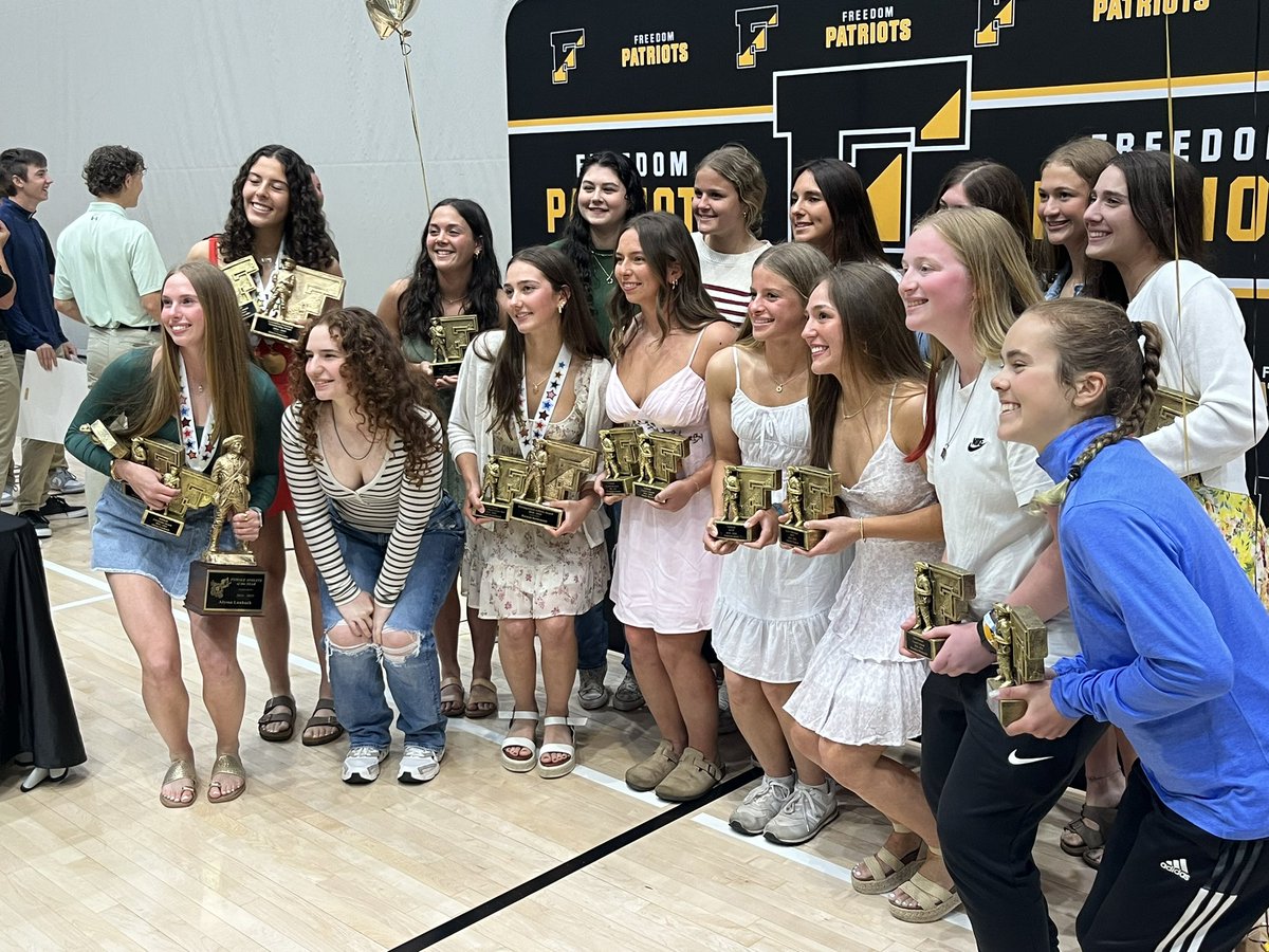 basdjacksilva's tweet image. Honoring the @BasdFreedom Athletes at tonight’s @fhssportsBASD Celebration of Athletics. So impressed by the accomplishments of FHS’s athletes and teams.  @BethlehemAreaSD #BASDproud