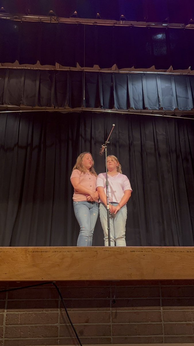 Jennifer Paxson Prass Elementary Principal (@prasspaxson) on Twitter photo Got talent? Prass 5the grade students do! They showed courage and creativity during talent show performances! <a href="/KetteringSchls/">KetteringSchools</a> ๐๐ผ๐ซถ๐ป๐คโบ๏ธ Got talent? Prass 5the grade students do! They showed courage and creativity during talent show performances! <a href="/KetteringSchls/">KetteringSchools</a> ๐๐ผ๐ซถ๐ป๐คโบ๏ธ