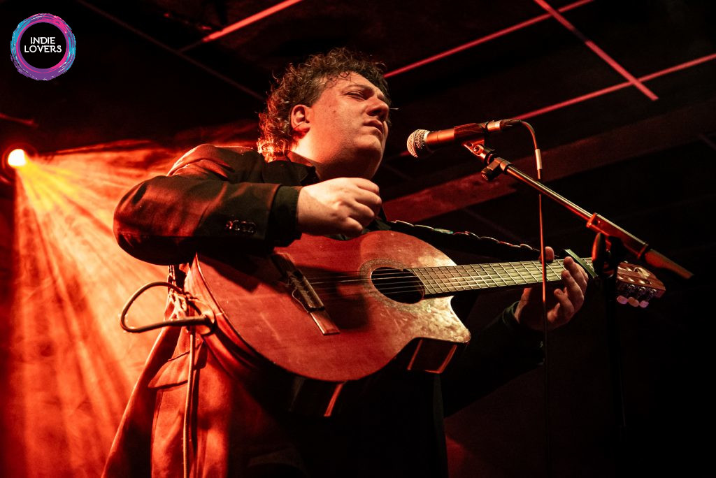 Indie Lovers (@indieloversm) on Twitter photo Mientras algunxs blanqueaban el genocidio israelí con un show televisivo hortera e inocuo, otrxs disfrutamos de músicos de verdad en una sala: fotocrónica del show de <a href="/thenewraemon/">The New Raemon</a> y <a href="/McEnroeBand/">McEnroe</a> en <a href="/Wolflivebcn/">SALA WOLF</a>, dentro del <a href="/curtcircuit/">Curtcircuit</a>!
indielovers.org/the-new-raemon…
📷 <a href="/meritxula/">meritxula</a> Mientras algunxs blanqueaban el genocidio israelí con un show televisivo hortera e inocuo, otrxs disfrutamos de músicos de verdad en una sala: fotocrónica del show de <a href="/thenewraemon/">The New Raemon</a> y <a href="/McEnroeBand/">McEnroe</a> en <a href="/Wolflivebcn/">SALA WOLF</a>, dentro del <a href="/curtcircuit/">Curtcircuit</a>!
indielovers.org/the-new-raemon…
📷 <a href="/meritxula/">meritxula</a>