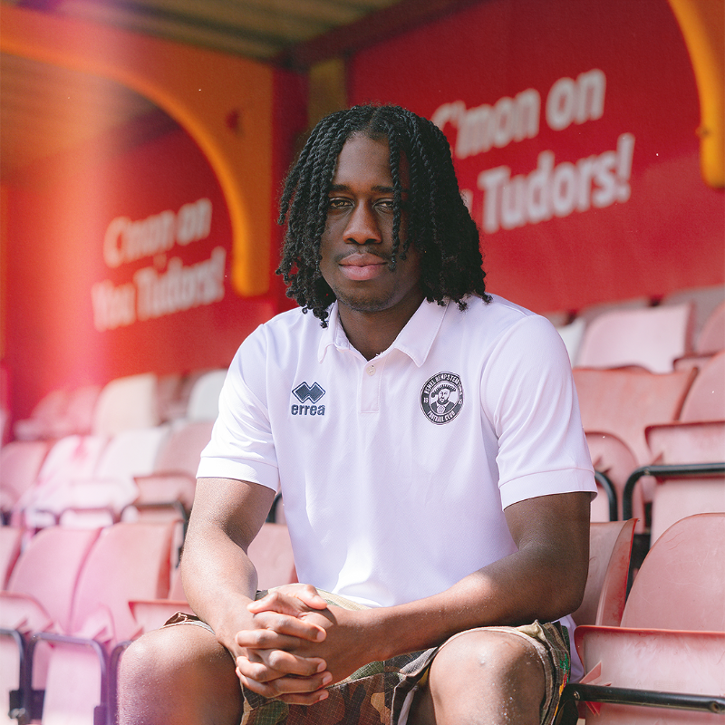 hemelfc's tweet photo. 𝑾𝑬𝑳𝑪𝑶𝑴𝑬 𝑫𝑨𝑹𝑰𝑶𝑵! ✍️

Hemel Hempstead Town Football Club are delighted to announce the signing of defender, Darion Dowrich. 

Read more below! ⬇️

#COYT