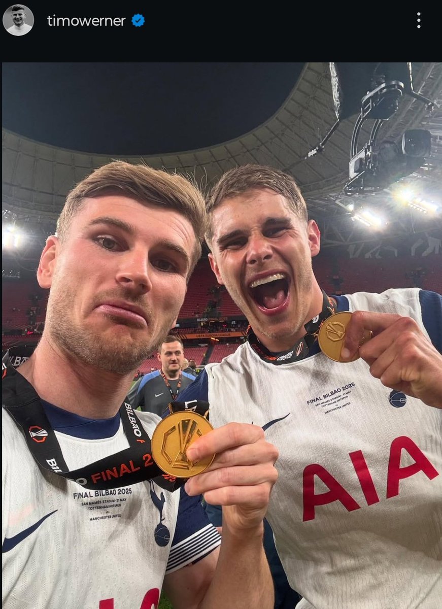 laffythfc's tweet image. So happy for you GOAT 🤍