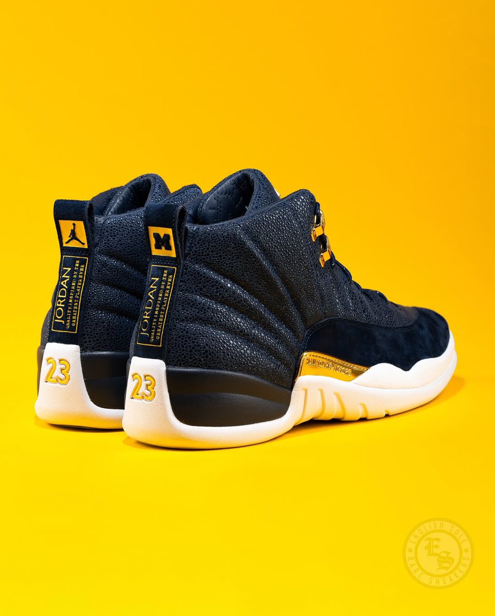 zSneakerHeadz's tweet photo. Air Jordan 12 Michigan Football “NCAA Championship” PE (2023) 〽️

📸: @EnglishSole https://t.co/qFgKN7nuC1