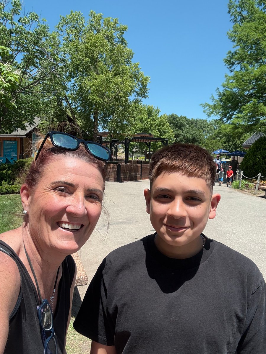 Last Friday, Mavericks 7th graders spent a beautiful day monkeying around at the zoo! We will miss this great bunch of kids! Thank you to all of our wonderful parent volunteers who helped make this day so great!