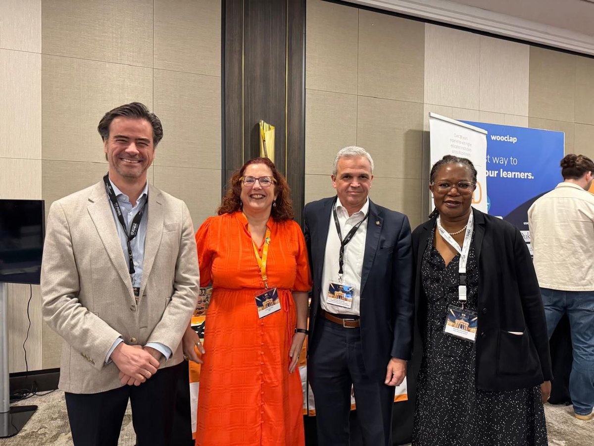 Lorenzo Fernández Alonso (@lorenzofalonso) on Twitter photo Esta semana representé a <a href="/ipade/">IPADE BusinessSchool</a> en Berlín durante el AMBA & BGA Global Conference 2025 donde recibimos la reacreditación institucional de AMBA.
#IPADE reafirma su lugar entre las escuelas de negocios líderes en México y LATAM. ¡Gracias Comunidad IPADE! ¡Este logro es de ustedes! Esta semana representé a <a href="/ipade/">IPADE BusinessSchool</a> en Berlín durante el AMBA & BGA Global Conference 2025 donde recibimos la reacreditación institucional de AMBA.
#IPADE reafirma su lugar entre las escuelas de negocios líderes en México y LATAM. ¡Gracias Comunidad IPADE! ¡Este logro es de ustedes!