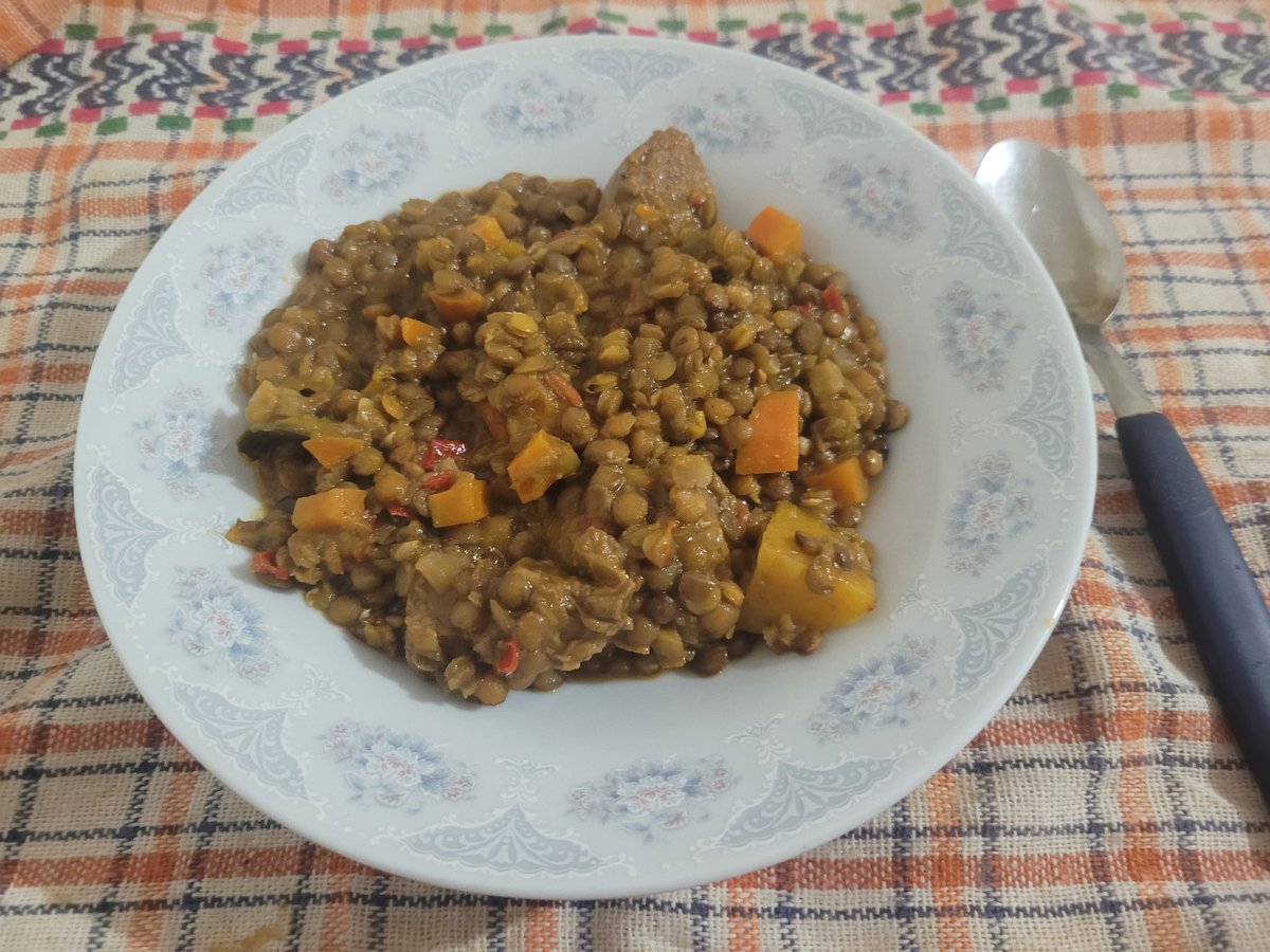 AdriGaf42's tweet image. "Lúculo cena hoy en casa de Lúculo." #alataque