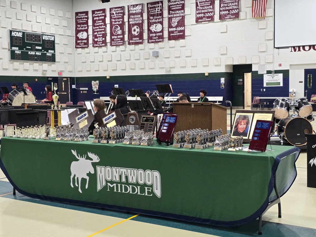 Veronica Herrera (@vherrera_mms) on Twitter photo Time for some recognition, awards and amazing music from our <a href="/Montwood_MS/">Dr. Melissa (Martinez) Saenz</a> Might Moose Band. Honoring the amazing Janet Lynch as well. <a href="/SISD_FineArts/">SISD Fine Arts</a> Time for some recognition, awards and amazing music from our <a href="/Montwood_MS/">Dr. Melissa (Martinez) Saenz</a> Might Moose Band. Honoring the amazing Janet Lynch as well. <a href="/SISD_FineArts/">SISD Fine Arts</a>