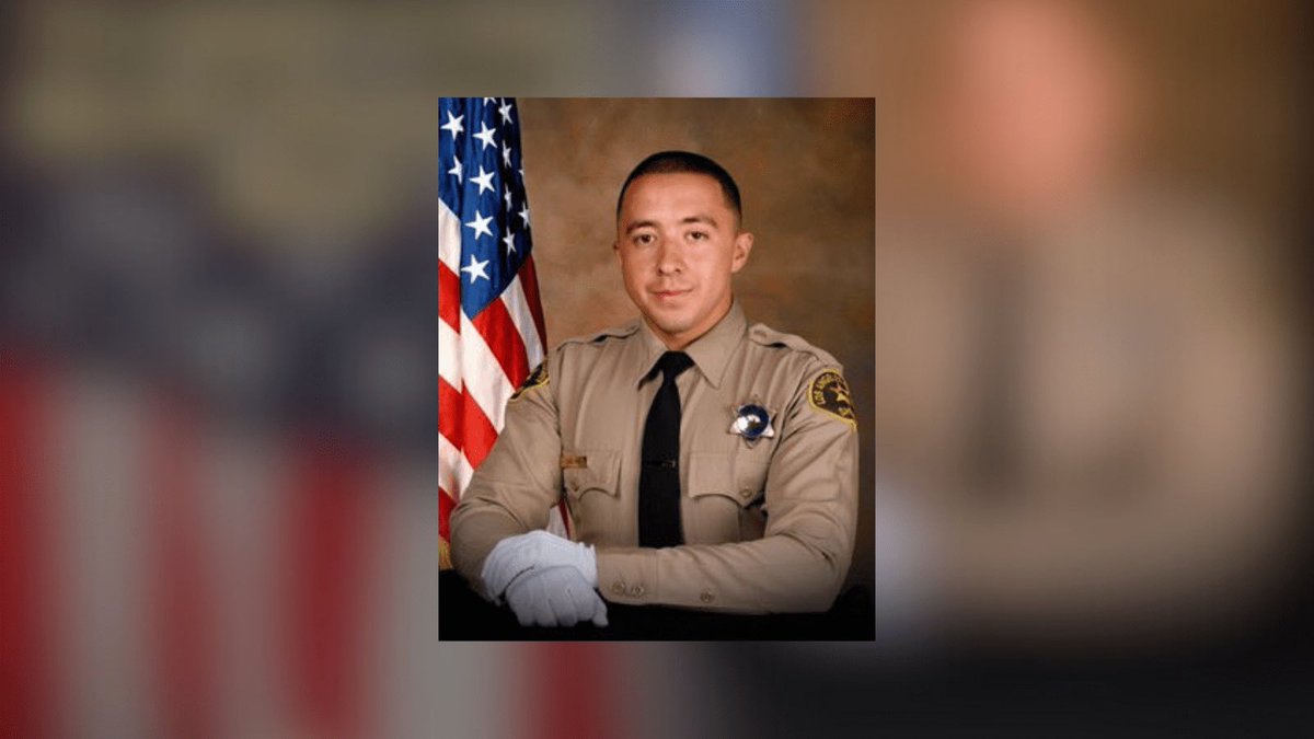 LA Airport PD (@laairportpd) on Twitter photo LAXPD stands with the LASD to mourn the loss of Deputy Daniel V. Chavira, who lost his life in a fatal traffic collision. Deputy Chavira is survived by his father, two brothers, and sister. Our thoughts are with the Chavira family and the LASD during this difficult time. <a href="/LASDHQ/">LA County Sheriffs</a> LAXPD stands with the LASD to mourn the loss of Deputy Daniel V. Chavira, who lost his life in a fatal traffic collision. Deputy Chavira is survived by his father, two brothers, and sister. Our thoughts are with the Chavira family and the LASD during this difficult time. <a href="/LASDHQ/">LA County Sheriffs</a>