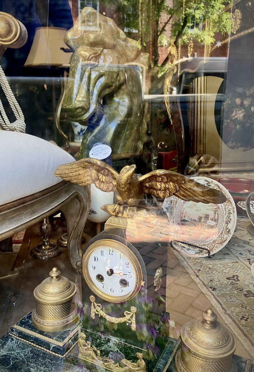 HobanGirl's tweet photo. Captivated by a vintage carved equine head, greenish, asking $5,400 to own, a princely green sum. George passerby-watching on #CameronSt, a royal blue hydrangea, a fly on the clematis… funny the little things that spark memories. #OldTownNorth #Alexandria #dreamer #lifeisrich https://t.co/7Q7ck1TPyi