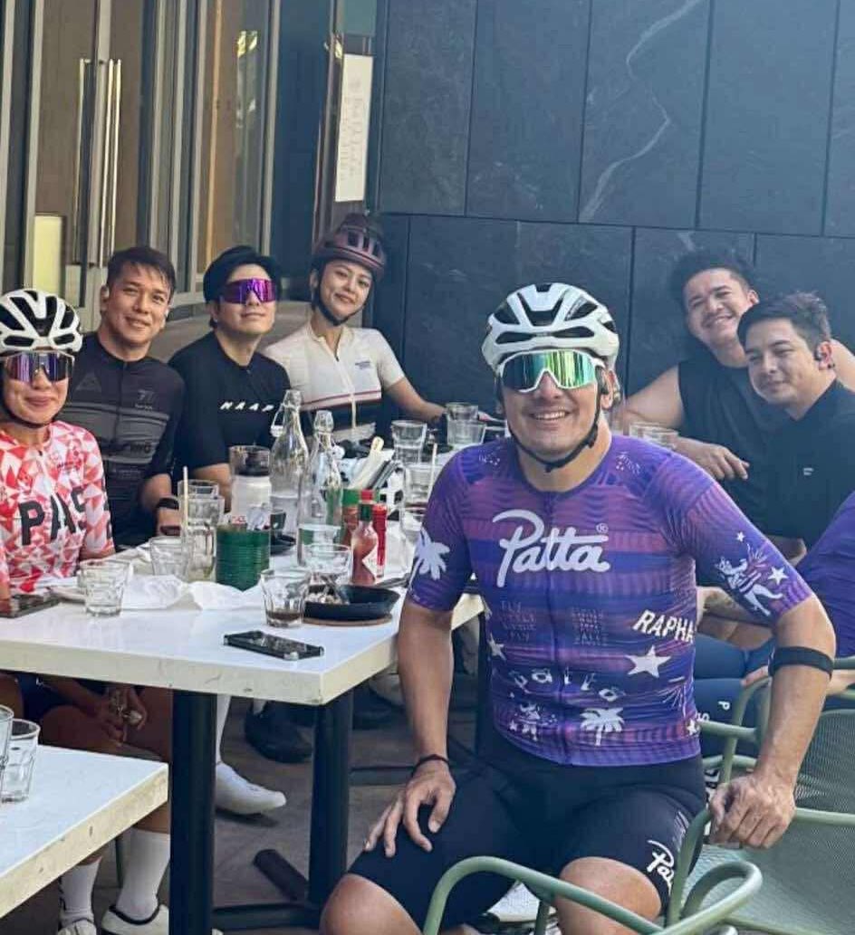 kookjinnieslove's tweet image. Sino ang bet din mga offcam ganap? Kung agree ka sa akin bka pwede mag REPOST ka pero kapag hindi malamang hanggang LIKE ka lang.Malinaw yan on survey ako. Help lng patrend pra mag inggay tayo sa socmed. 
RELIVE KIMPAU KMOMENTS

#KimPauNewSeryeSoon
#KimPau  #KimChiu #PauloAvelino