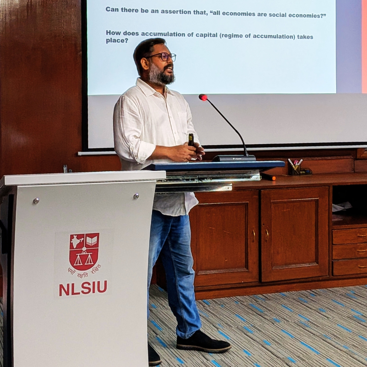 NLSIU (@nlsiuofficial) on Twitter photo #NLSFacultySeminar | At this trimester’s last seminar, Dr. <a href="/nandan_aniket/">Aniket Nandan</a>, Assistant Professor, Sociology, presented his paper titled ‘Caste, Resources, and Political Economy: Influence of Caste Associations in Post Liberalisation Bihar.’
Know more: nls.ac.in/news-events/nl… #NLSFacultySeminar | At this trimester’s last seminar, Dr. <a href="/nandan_aniket/">Aniket Nandan</a>, Assistant Professor, Sociology, presented his paper titled ‘Caste, Resources, and Political Economy: Influence of Caste Associations in Post Liberalisation Bihar.’
Know more: nls.ac.in/news-events/nl…