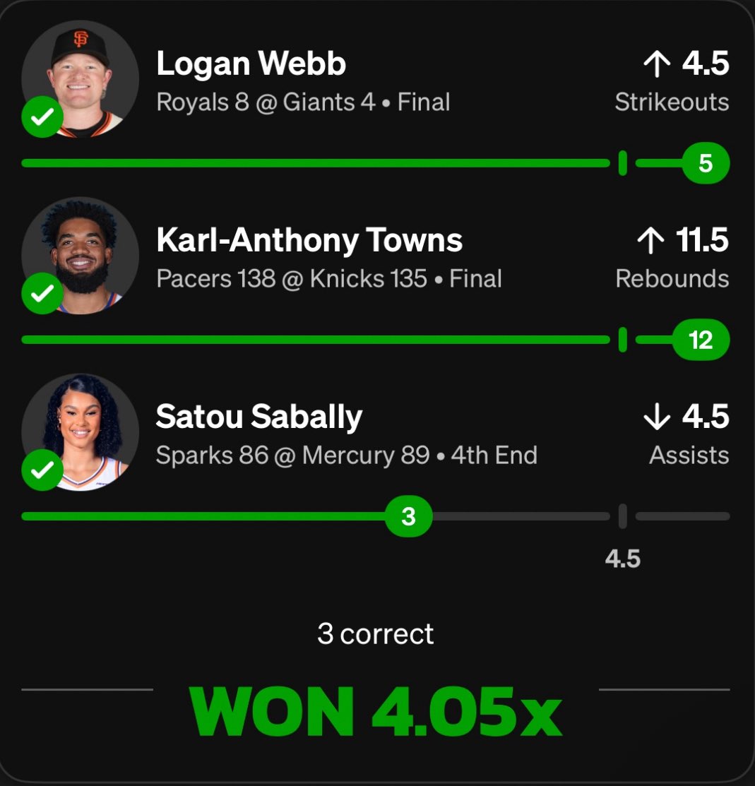 AEProps's tweet photo. WHAT A FIRST DAY‼️

Didn’t get our slips up in time today, but we’ll make sure y’all get all of our favorite props tomorrow💰

Starting off AE Props strong with a BANG 😈

More profitable days coming soon🤑 https://t.co/TVj3ws4Ozg