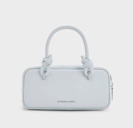 تشارلز اند كيث | Charles &amp; Keith 
• 315  SR شامل الشحن ✨

طلب مسبق