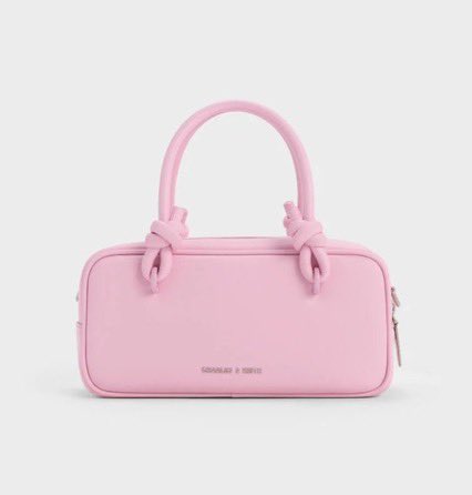 Rail7ru's tweet photo. تشارلز اند كيث | Charles &amp; Keith 
• 315  SR شامل الشحن ✨

طلب مسبق https://t.co/pa1fNXpq7V