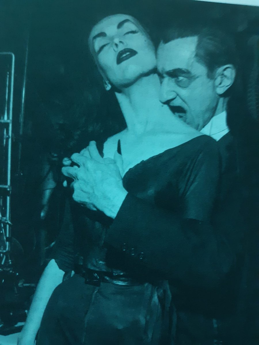 Classic Horror Films (@horrorhammer1) on Twitter photo Bela Lugosi  with Vampira in 1954 Bela Lugosi  with Vampira in 1954
