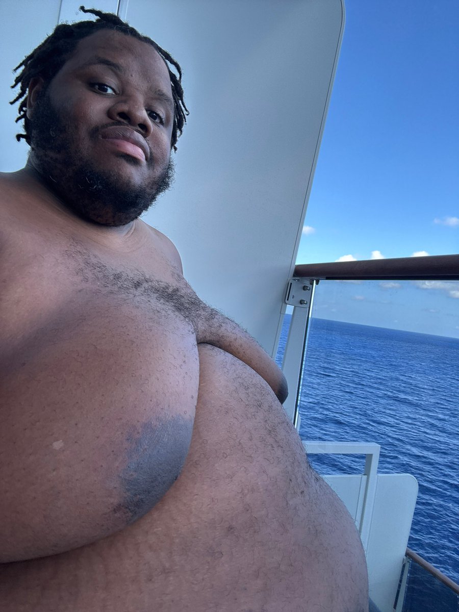 These tits are missing the sea😭