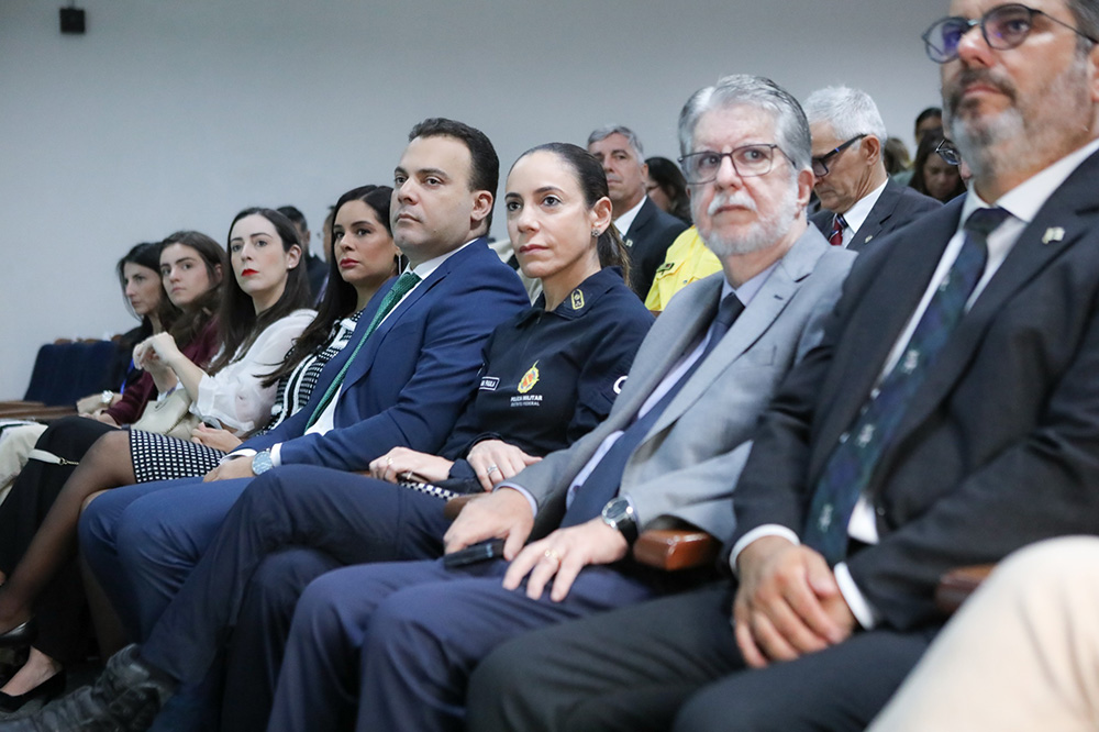 PDNewsBR's tweet image. 1º Encontro Técnico fortalece rede de atenção a pessoas desaparecidas

politicadistrital.com.br/1o-encontro-te…

#CBMDF #DETRANDF #DPDF #ENCONTROTéCNICO #IGESDF #MPDFT #PCDF #PESSOASDESAPARECIDAS #PMDF #SEDES #SEJUS #SES