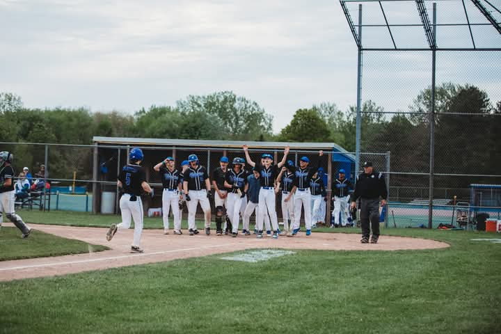 Danny Bratton tweet media