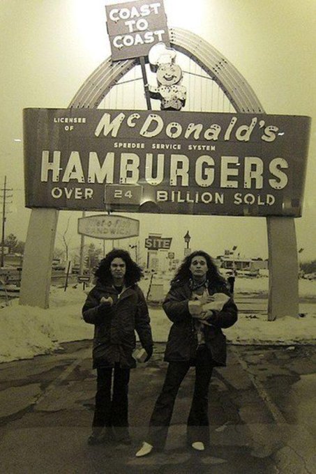 David Lee Roth and Eddie Van Halen enjoying McDonalds late 1970s.