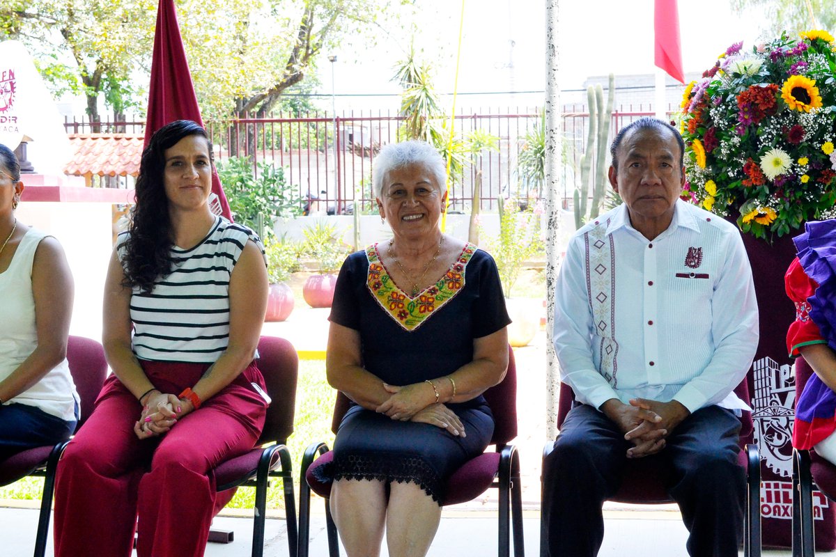 Valorar regreso a las aulas, pide titular de la SEP Oaxaca, a la Sección 22

disruptivomx.com.mx/2025/05/21/val…